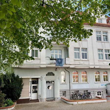 Exklusive Und Grosszuegige Wohnung 140 Qm In Magdeburg Top-Lage Mit Kicker Fuer Bis Zu 8 Personen Экстерьер фото